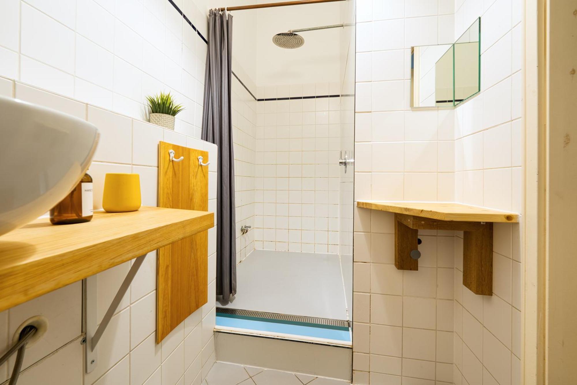 Gemuetliche 2-zimmer-wohnung Zentral Friedrichshain Appartement *